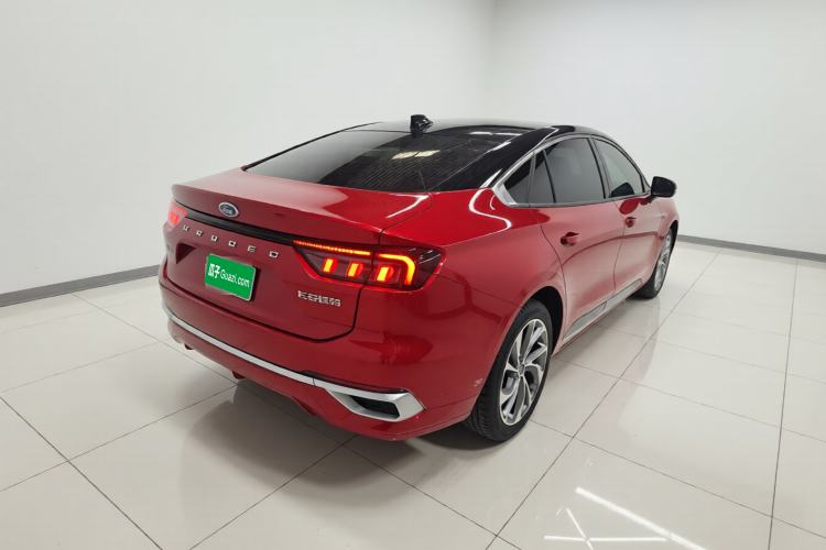 Used Ford Mondeo 2025 2.0T EcoBoost Ultimate Edition Rear Right 45 Deg
