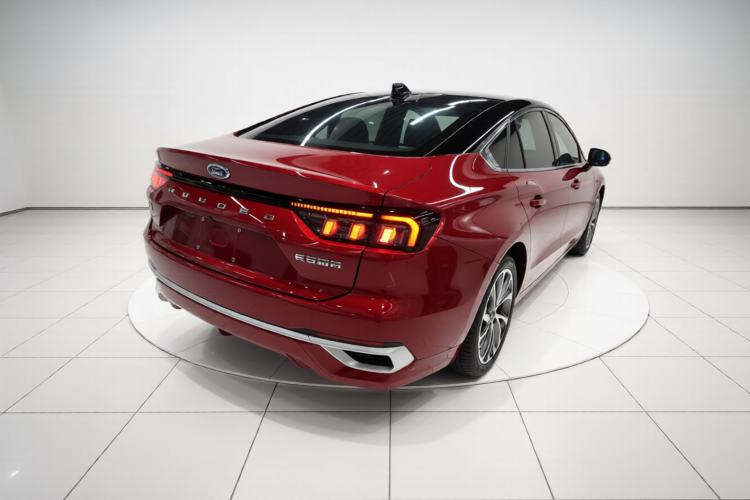 Used Ford Mondeo 2025 2.0T EcoBoost Ultimate Edition Rear Right 45 Deg