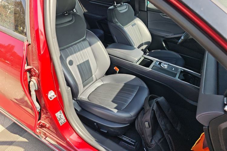 Used Ford Mondeo 2025 2.0T EcoBoost Ultimate Edition Right Front Seat