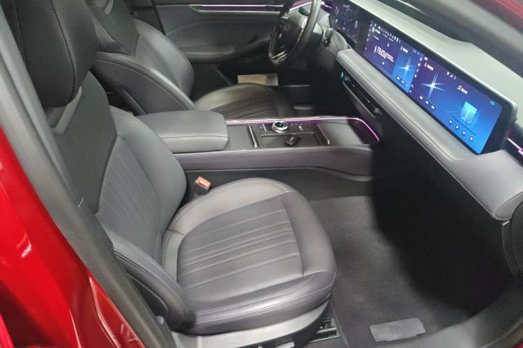 Used Ford Mondeo 2025 2.0T EcoBoost Ultimate Edition Right Front Seat