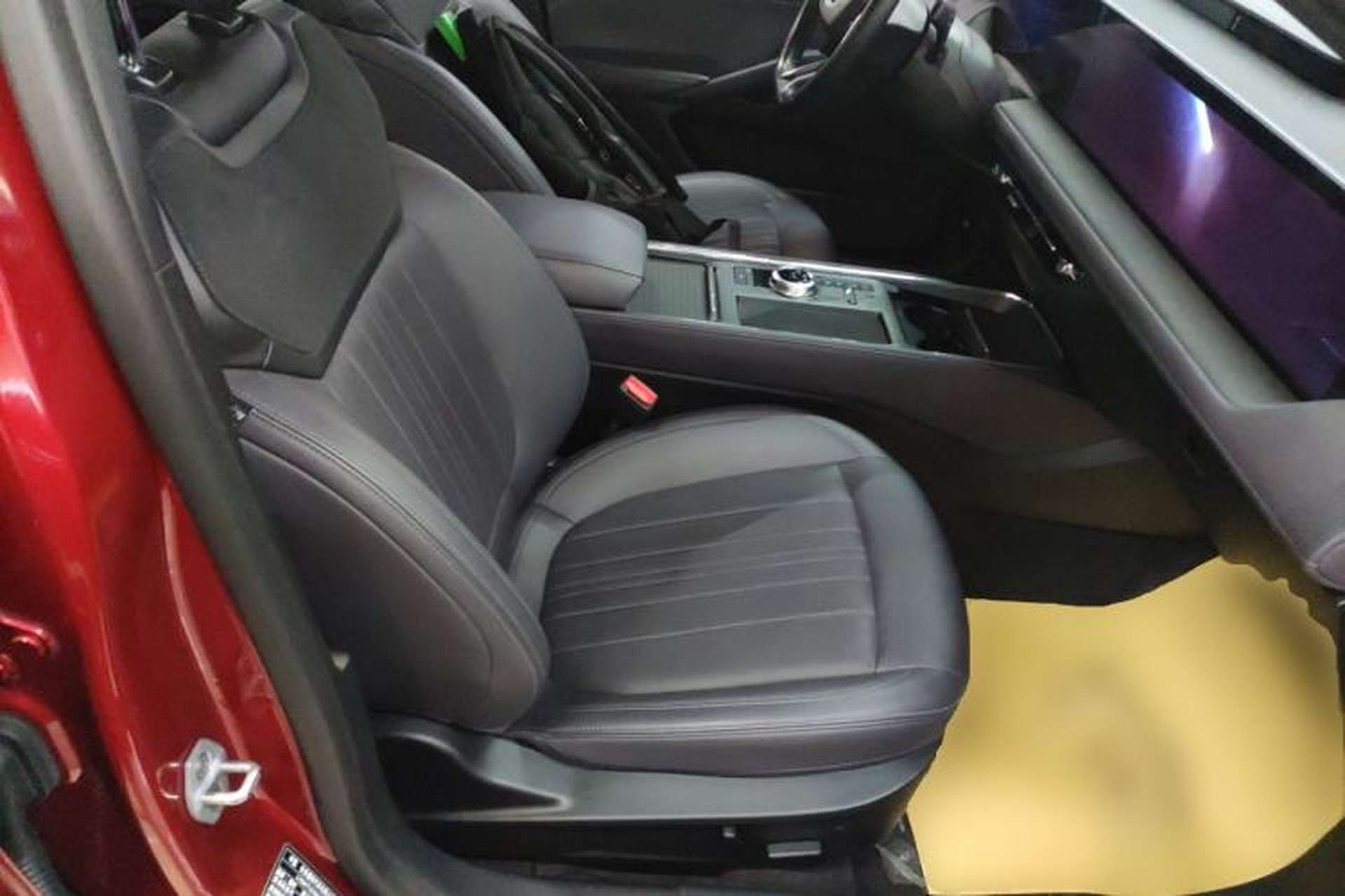 Used Ford Mondeo 2025 2.0T EcoBoost Ultimate Edition Right Front Seat