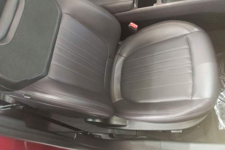 Used Ford Mondeo 2025 2.0T EcoBoost Ultimate Edition Right Front Seat