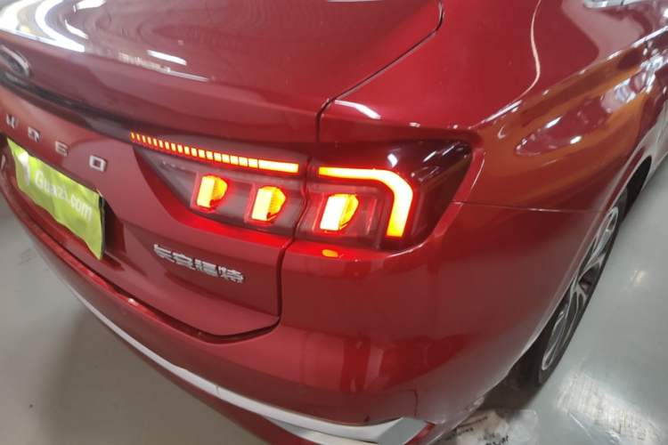 Used Ford Mondeo 2025 2.0T EcoBoost Ultimate Edition Right Rear Taillight
