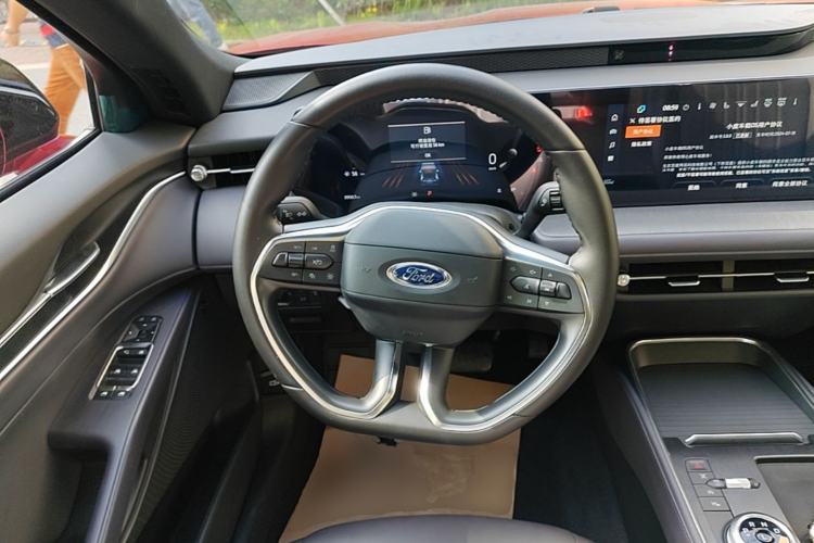 Used Ford Mondeo 2025 2.0T EcoBoost Ultimate Edition Steering Wheel