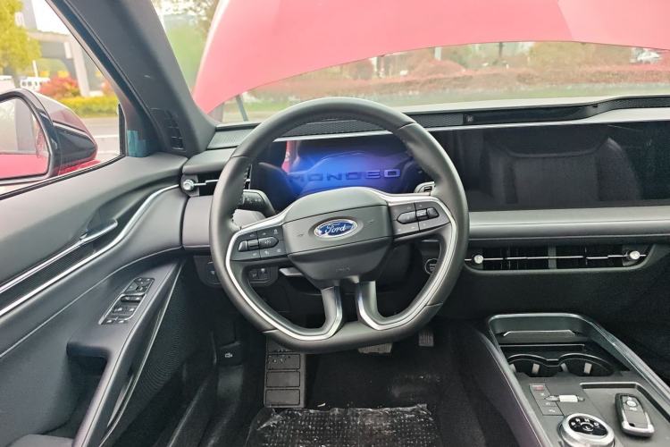 Used Ford Mondeo 2025 2.0T EcoBoost Ultimate Edition Steering Wheel