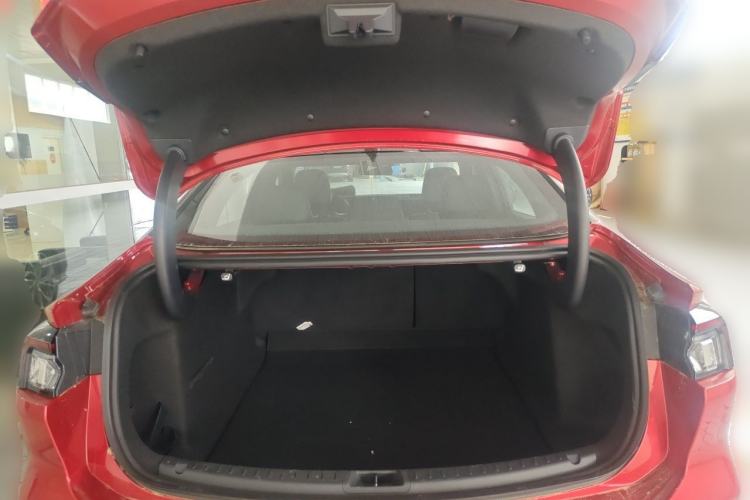 Used Ford Mondeo 2025 2.0T EcoBoost Ultimate Edition Trunk