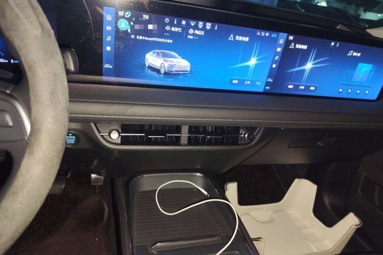 Used Ford Mondeo 2025 2.0T EcoBoost Luxury Version Audio And AC Panel