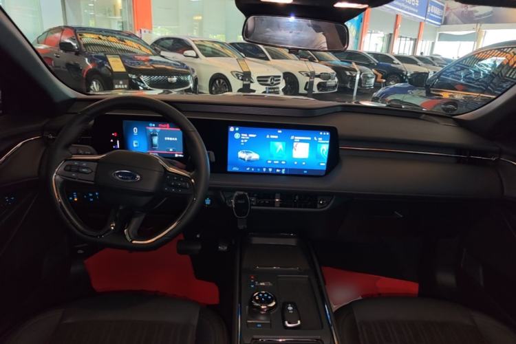 Used Ford Mondeo 2025 1.5T EcoBoost E Hybrid Comfort Edition Center Console