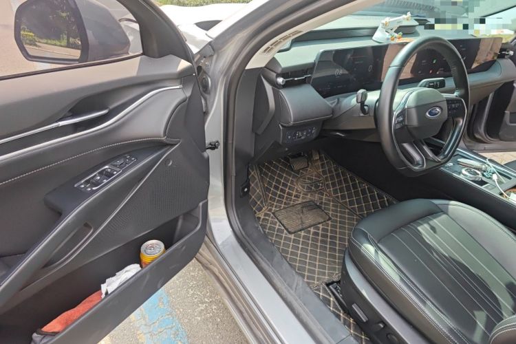 Used Ford Mondeo 2025 1.5T EcoBoost Luxury Version Driver Seat