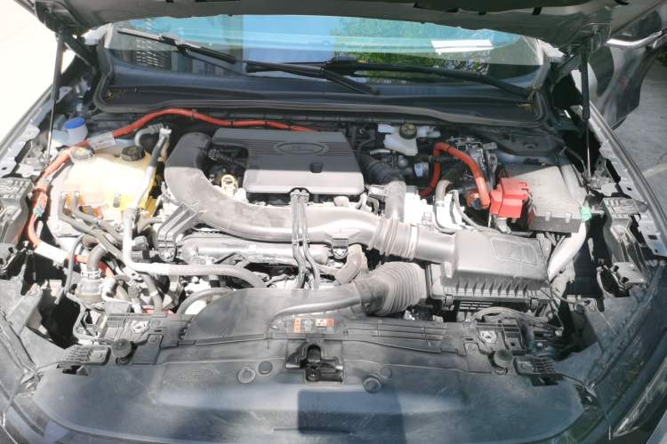 Used Ford Mondeo 2025 2.0T EcoBoost E Hybrid Sport Edition Engine Bay