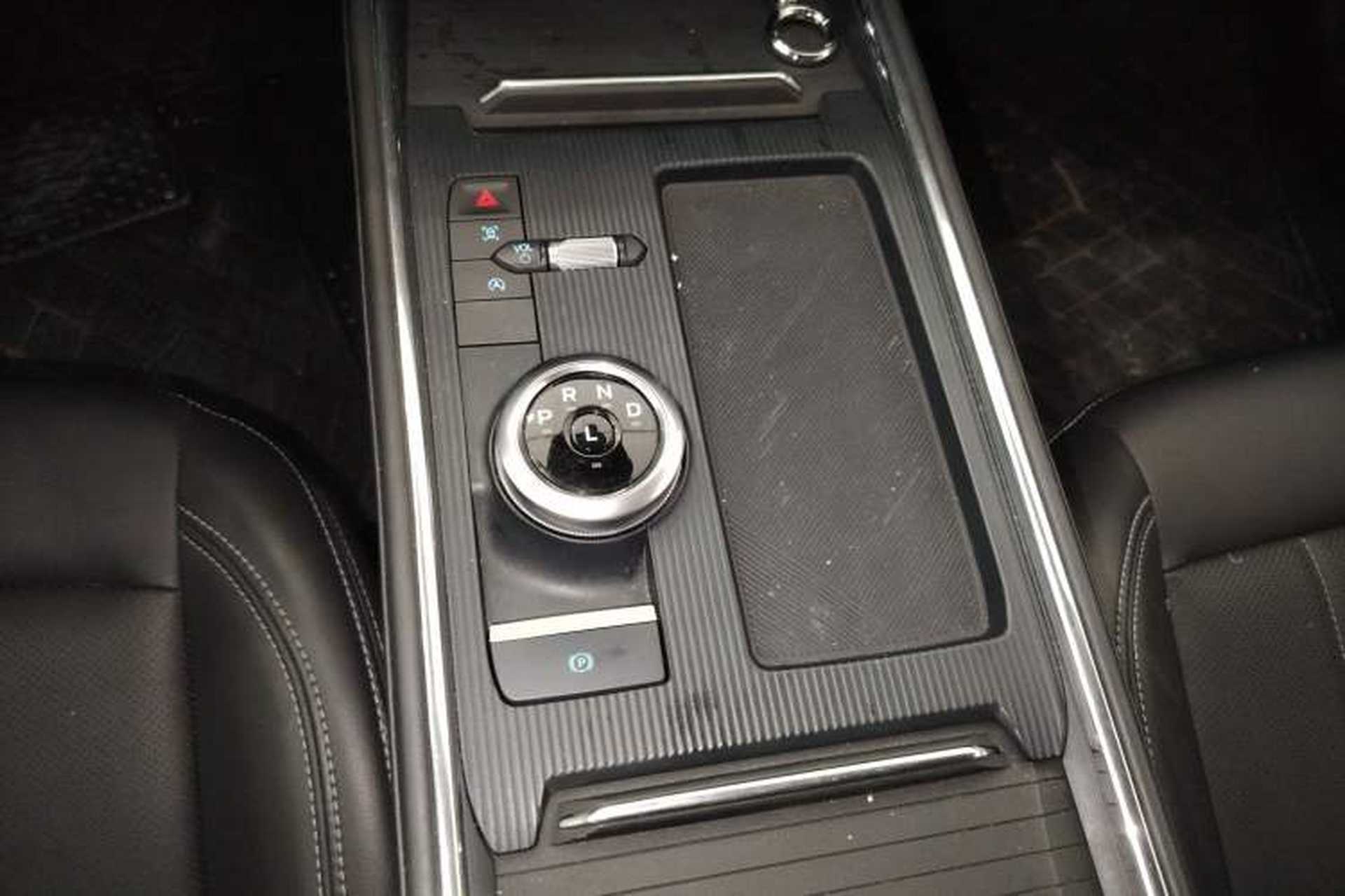 Used Ford Mondeo 2025 2.0T EcoBoost Luxury Version Gear Lever
