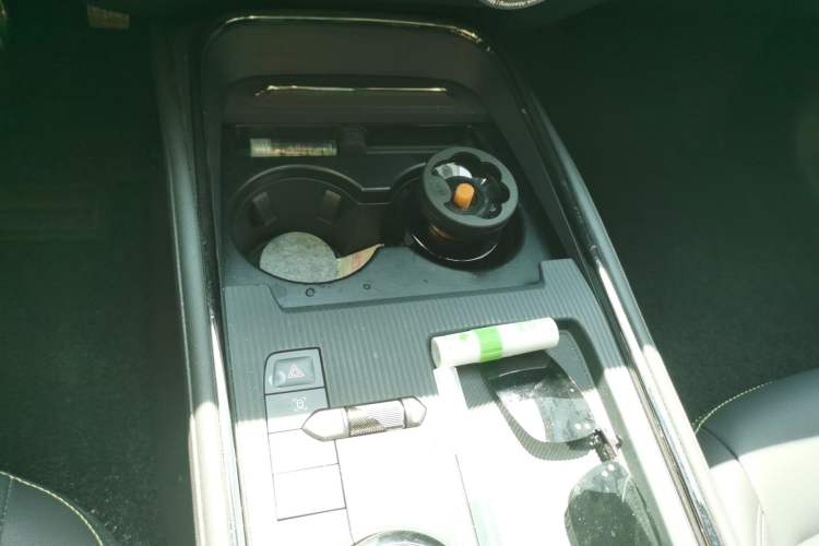 Used Ford Mondeo 2025 2.0T EcoBoost E Hybrid Sport Edition Gear Lever