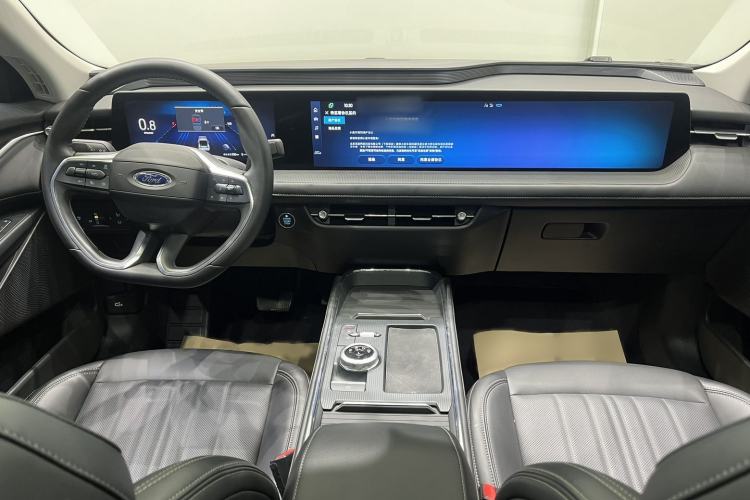 Used Ford Mondeo 2025 2.0T EcoBoost Luxury Version Interior 2