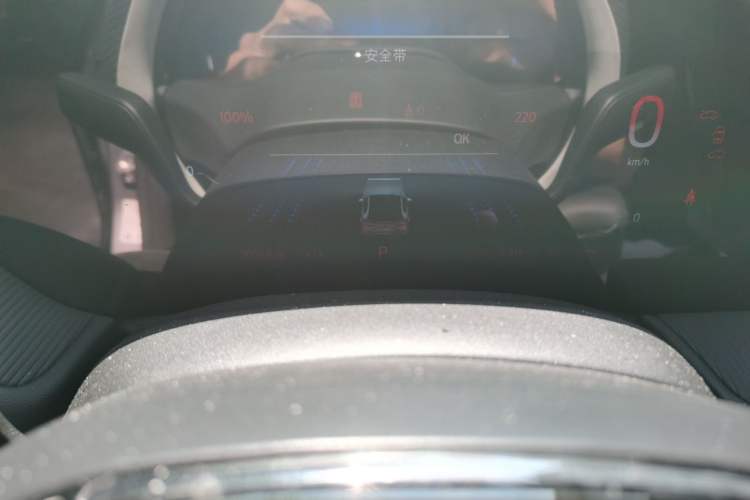 Used Ford Mondeo 2025 2.0T EcoBoost E Hybrid Sport Edition Odometer Close Up