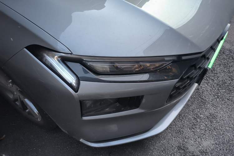 Used Ford Mondeo 2025 2.0T EcoBoost Luxury Version Right Front Headlight