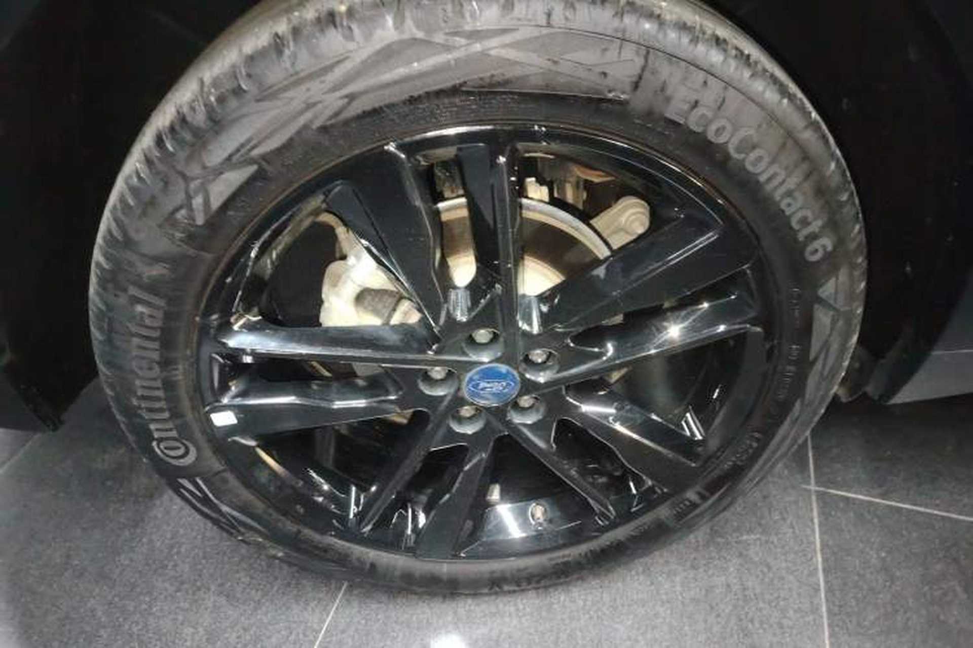 Used Ford Mondeo 2025 2.0T EcoBoost E Hybrid Sport Edition Right Rear Wheel Hub