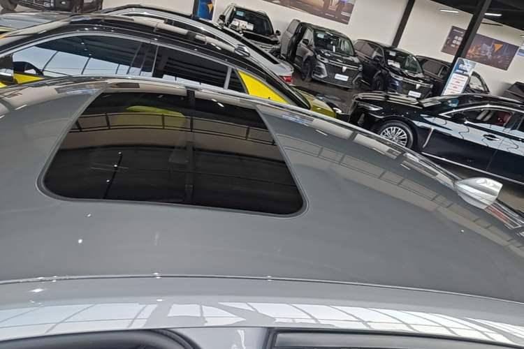 Used Ford Mondeo 2025 2.0T EcoBoost Luxury Version Roof