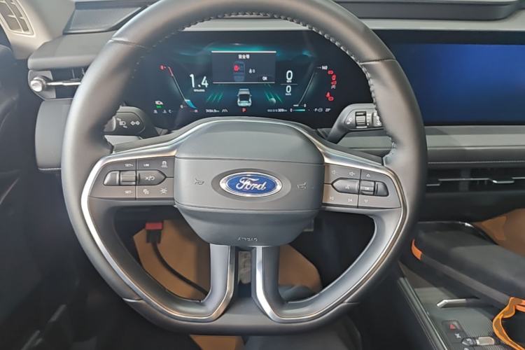 Used Ford Mondeo 2025 2.0T EcoBoost Luxury Version Steering Wheel