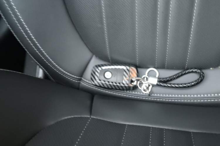 Used Ford Mondeo 2025 2.0T EcoBoost Luxury Version Vehicle Key