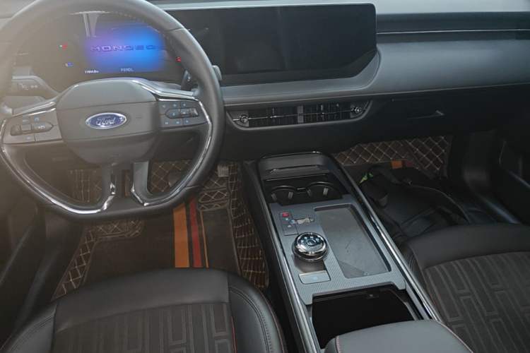 Used Ford Mondeo 2025 1.5T EcoBoost Comfort Version Audio And AC Panel
