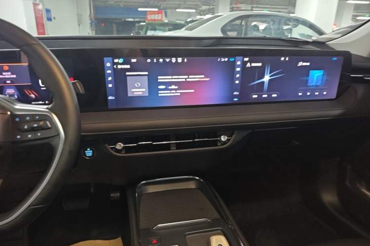 Used Ford Mondeo 2025 2.0T EcoBoost Luxury Version Audio And AC Panel