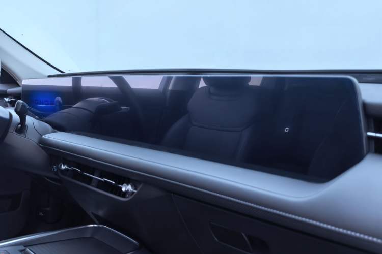 Used Ford Mondeo 2025 2.0T EcoBoost Luxury Version Audio And AC Panel
