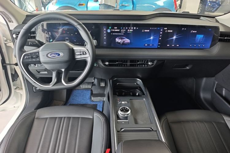 Used Ford Mondeo 2025 2.0T EcoBoost Luxury Version Center Console