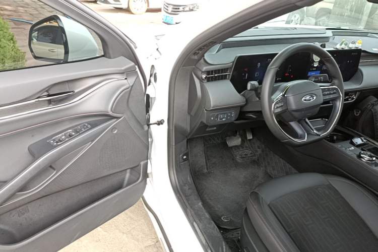Used Ford Mondeo 2025 1.5T EcoBoost Comfort Version Driver Seat