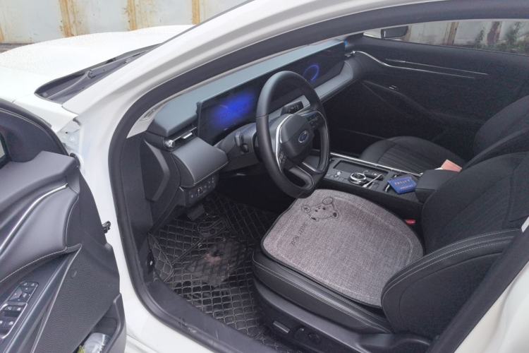 Used Ford Mondeo 2025 2.0T EcoBoost Luxury Version Driver Seat