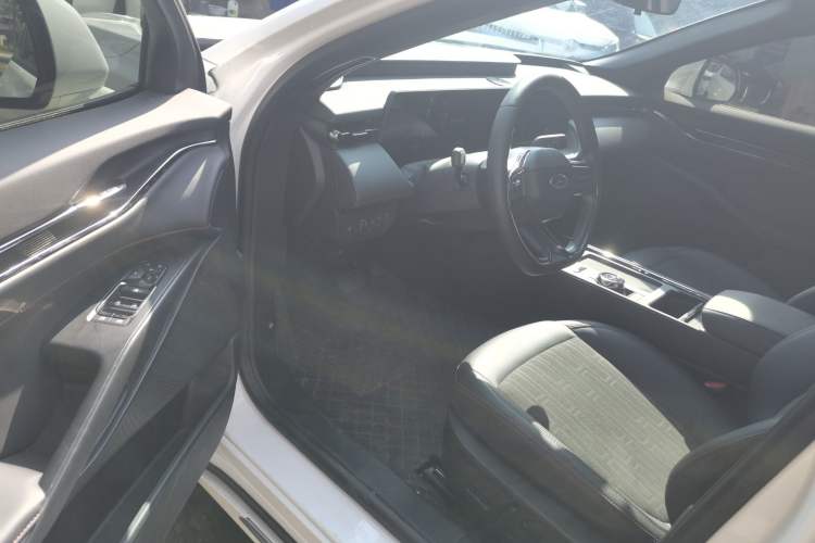 Used Ford Mondeo 2025 1.5T EcoBoost Comfort Version Driver Seat