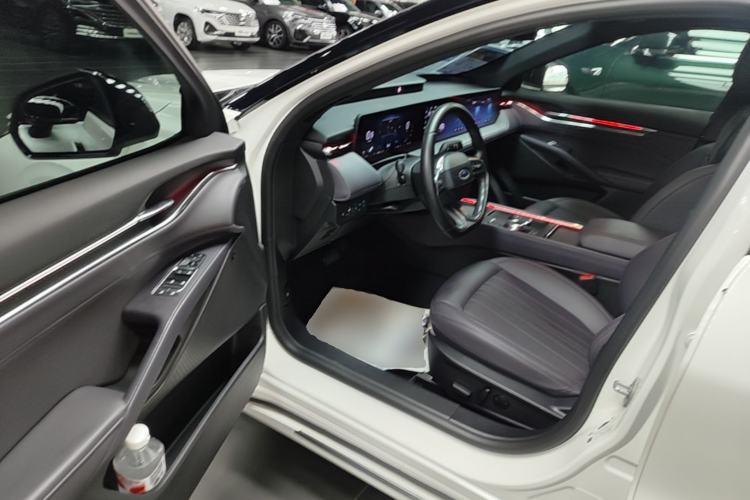 Used Ford Mondeo 2025 2.0T EcoBoost Ultimate Edition Driver Seat