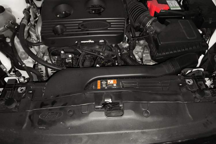 Used Ford Mondeo 2025 1.5T EcoBoost Comfort Version Engine Bay