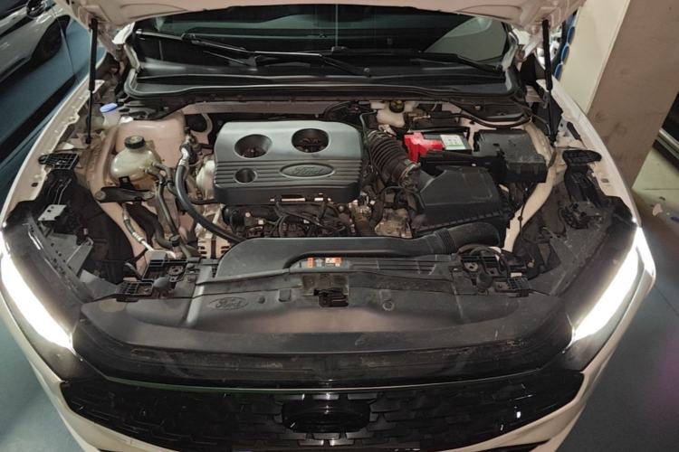 Used Ford Mondeo 2025 1.5T EcoBoost Comfort Version Engine Bay