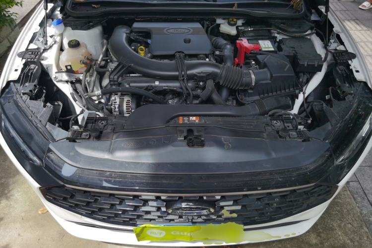 Used Ford Mondeo 2025 2.0T EcoBoost Luxury Version Engine Bay