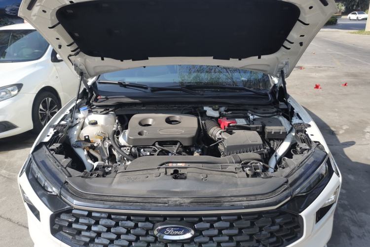Used Ford Mondeo 2025 1.5T EcoBoost Comfort Version Engine Bay