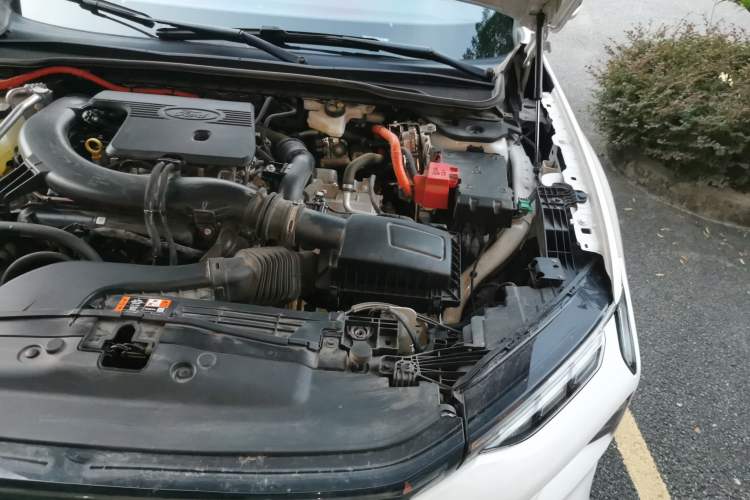 Used Ford Mondeo 2025 2.0T EcoBoost E Hybrid Sport Edition ST-Line Engine Bay Left