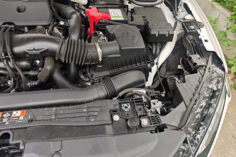 Used Ford Mondeo 2025 2.0T EcoBoost Luxury Version Engine Bay Left
