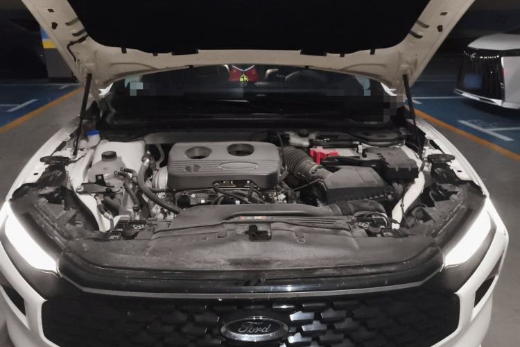 Used Ford Mondeo 2025 1.5T EcoBoost Luxury Version Engine Bay
