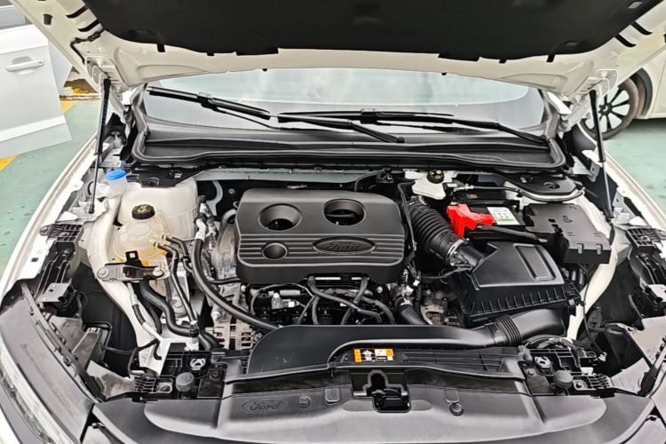 Used Ford Mondeo 2025 1.5T EcoBoost Comfort Version Engine Bay