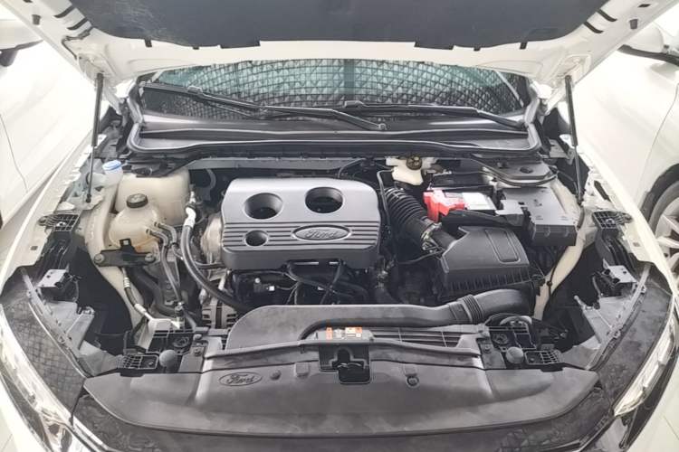 Used Ford Mondeo 2025 1.5T EcoBoost Comfort Version Engine Bay