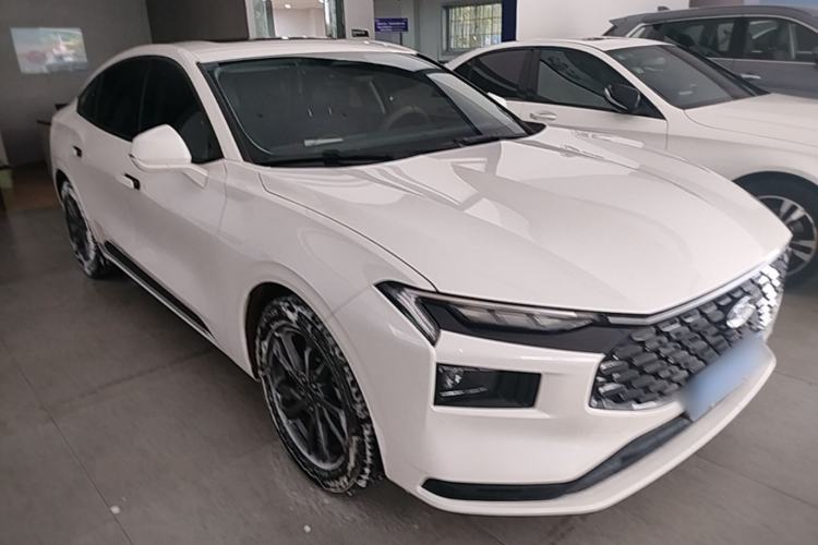 Used Ford Mondeo 2025 2.0T EcoBoost Luxury Version Exterior 1
