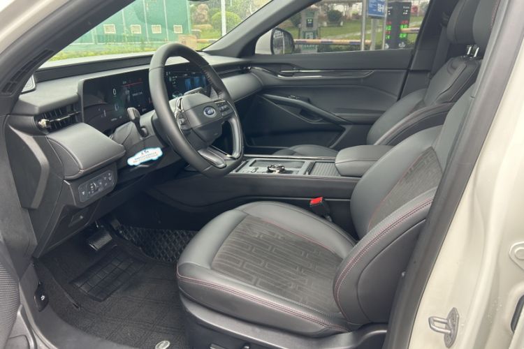 Used Ford Mondeo 2025 1.5T EcoBoost Comfort Version Exterior 9