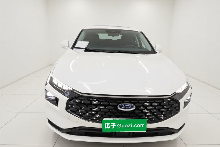 Used Ford Mondeo 2025 1.5T EcoBoost Luxury Version Front