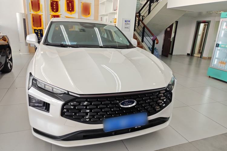 Used Ford Mondeo 2025 2.0T EcoBoost Luxury Version Front