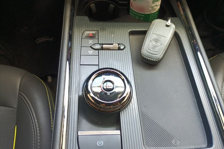 Used Ford Mondeo 2025 2.0T EcoBoost E Hybrid Sport Edition Gear Lever