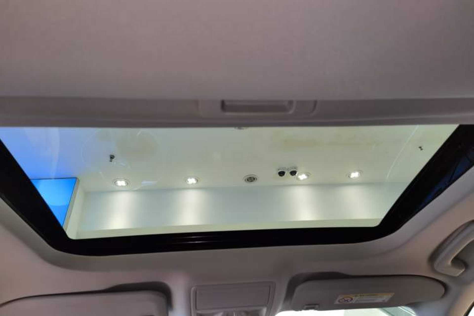 Used Ford Mondeo 2025 2.0T EcoBoost Luxury Version Headliner