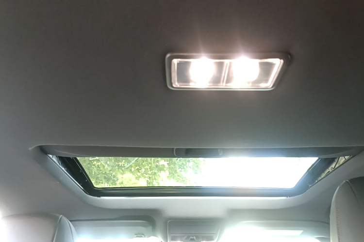 Used Ford Mondeo 2025 1.5T EcoBoost Comfort Version Headliner