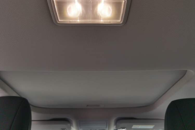 Used Ford Mondeo 2025 2.0T EcoBoost Luxury Version Headliner