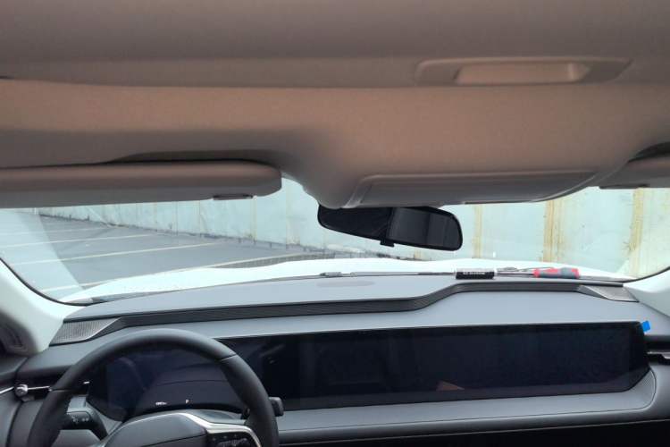 Used Ford Mondeo 2025 2.0T EcoBoost Luxury Version Headliner