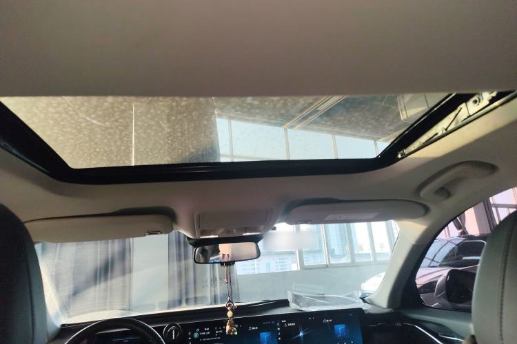 Used Ford Mondeo 2025 2.0T EcoBoost Luxury Version Headliner